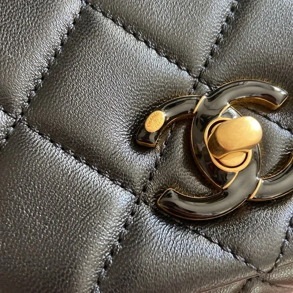 Chanel 2024 mini flap bag. - Picture 8 of 17